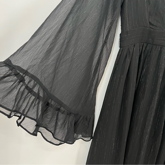 Showpo US4 Dangerous Woman Black Maxi Dressbell sleeve witch sexy goth 0864 - Picture 15 of 15